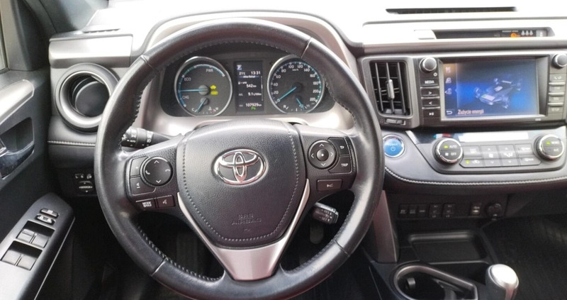 Toyota RAV4 cena 102900 przebieg: 107929, rok produkcji 2017 z Kietrz małe 232